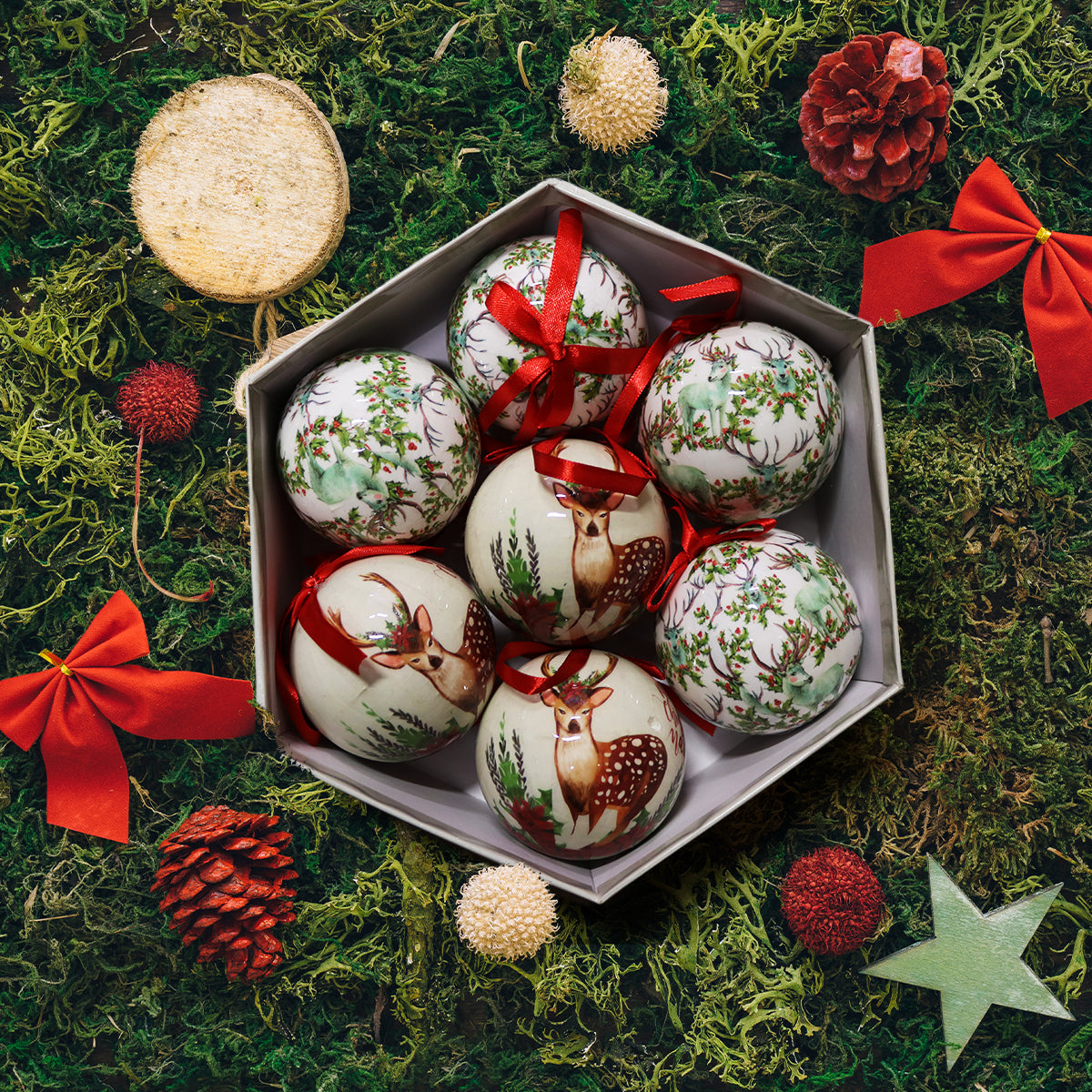 Луксозни коледни топки – комплект 7 бр. в подаръчна кутия | Елени